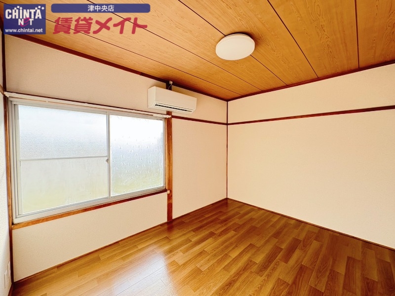 居室・リビング　別