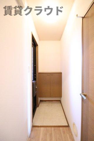 玄関　シューズボックス付きで靴もスッキリ収納！