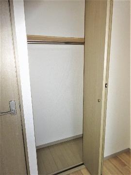 イーズ南春日丘　収納　ＣＬ（開）