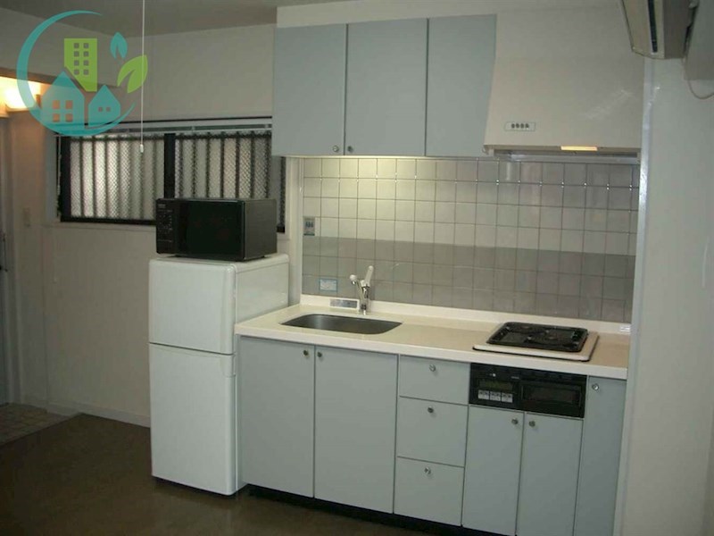 キッチン　エルデ六甲(冷蔵庫、電子レンジ付、レディースマンション)