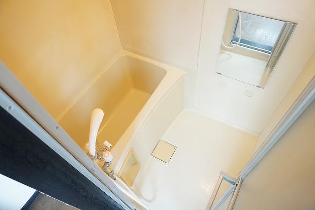 バス・シャワールーム　浴室