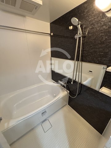 バス・シャワールーム　スプランディッド上本町WESTII　浴室