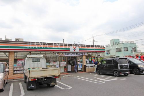 コンビニ　セブンイレブン川口安行出羽店（コンビニ）まで1200m