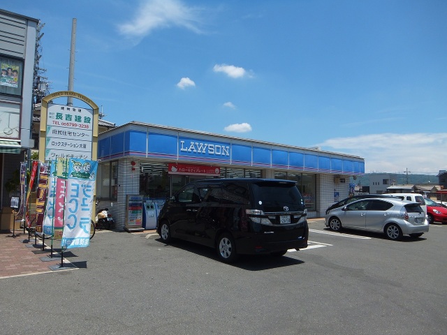コンビニ　ローソン藤井寺市役所前店（コンビニ）まで490m