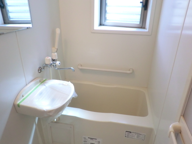 バス・シャワールーム　バス