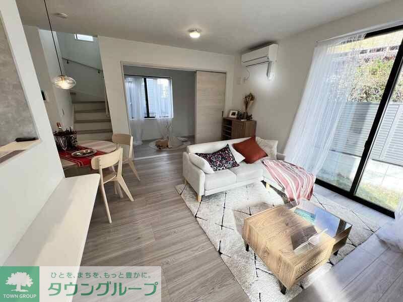 居室・リビング　★お部屋探しはタウンハウジング稲田堤店まで★