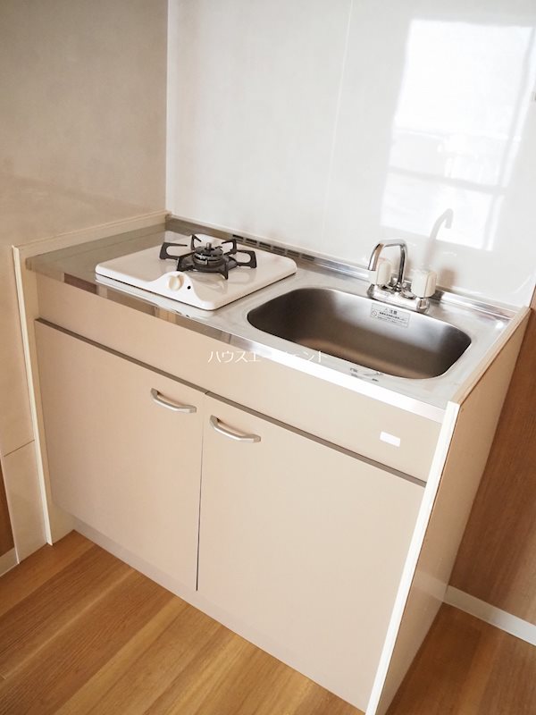 キッチン　1口ガスコンロ付きのキッチンです