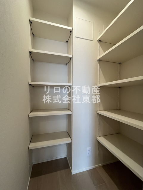 その他　棚付なので収納道具なしでも◎