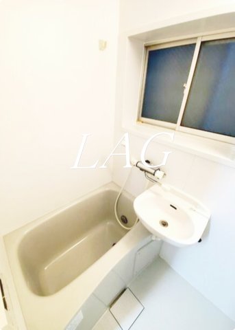 バス・シャワールーム　お風呂です。