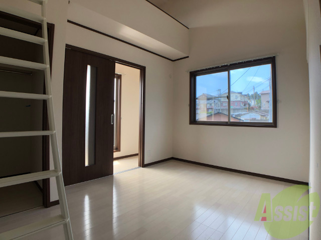 その他部屋・スペース　２階の洋室はベッドルームとしてよさそうですね