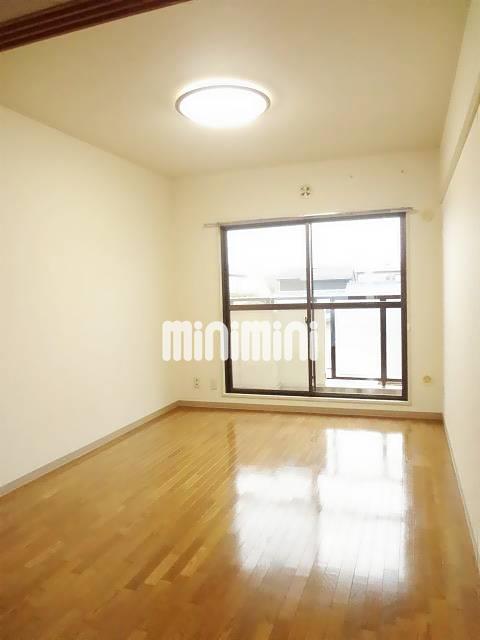 居室・リビング　他号室写真併用