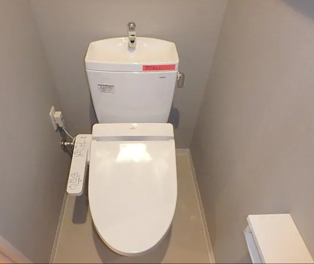 トイレ　落ち着いたトイレです