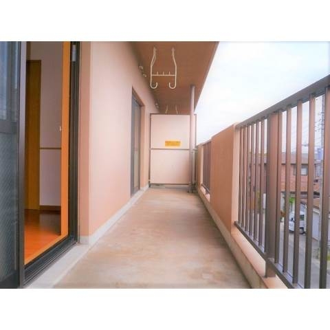 バルコニー　ベランダ