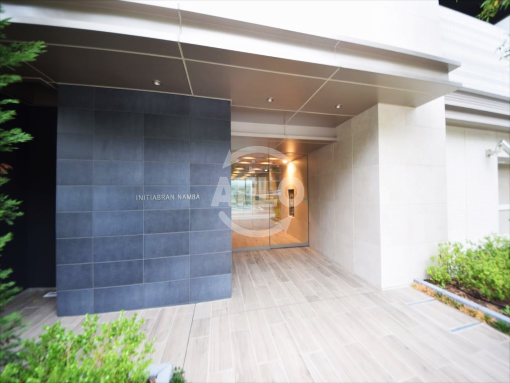 エントランス　イニシアブランなんば　エントランス