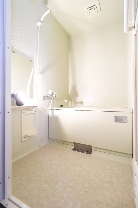 バス・シャワールーム　図面と現状に相違がある場合には現状を優先