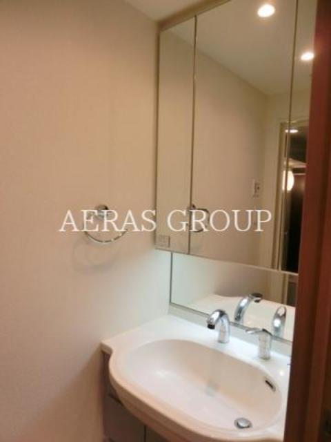 洗面設備　同仕様