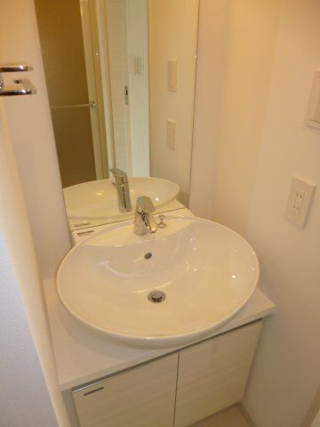 洗面設備　クレイシア巣鴨駅前　豊島区巣鴨3