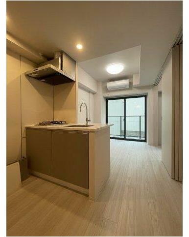 居室・リビング　開放感のあるゆったりとしたお部屋です♪