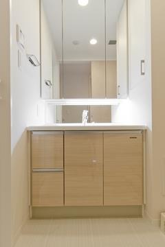 洗面設備　☆嬉しい独立洗面台☆