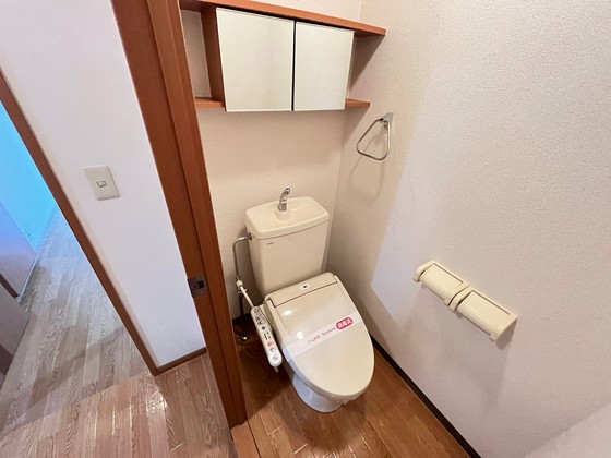 トイレ　※別部屋の写真です