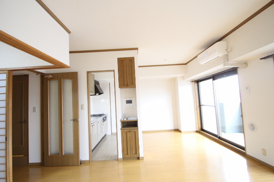 居室・リビング　※別部屋の写真です