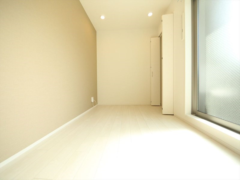 その他部屋・スペース　洋室7.4帖　クローゼット付　エアコン完備　バルコニー