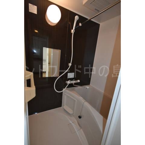 バス・シャワールーム　詳細は、ウィンドワード中の島店までご相談下さい。