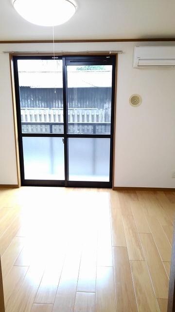 居室・リビング　居室