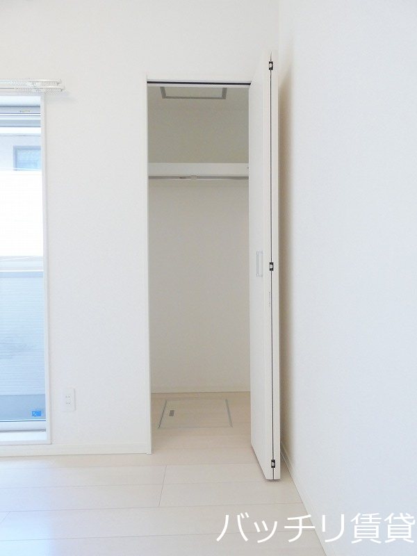 収納　同型タイプの為、現状を優先いたします。