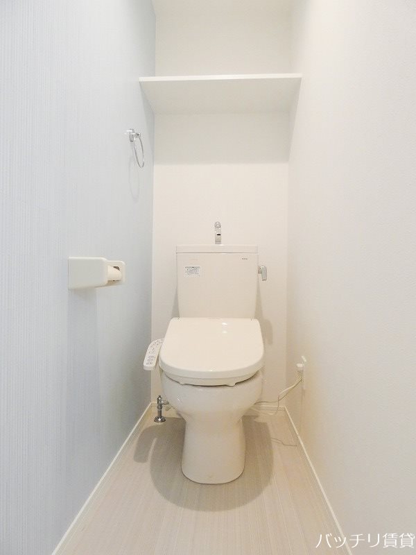 トイレ　同型タイプの為、現状を優先いたします。