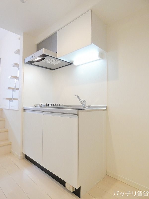 キッチン　同型タイプの為、現状を優先いたします。