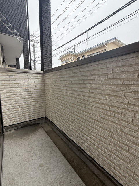 バルコニー　～ここに洗濯物～