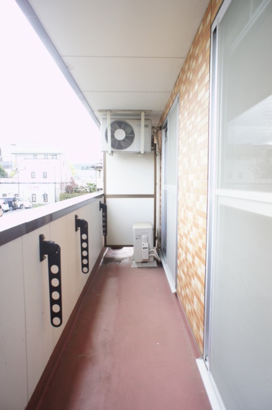 バルコニー　図面と現状に相違がある場合には現状を優先