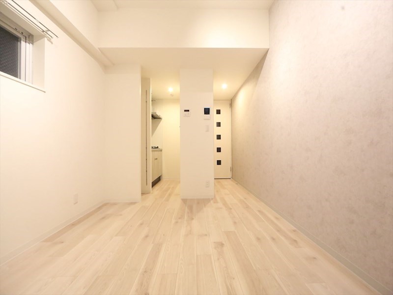 居室・リビング　洋室9.3帖　クローゼット付（収納充実してます）