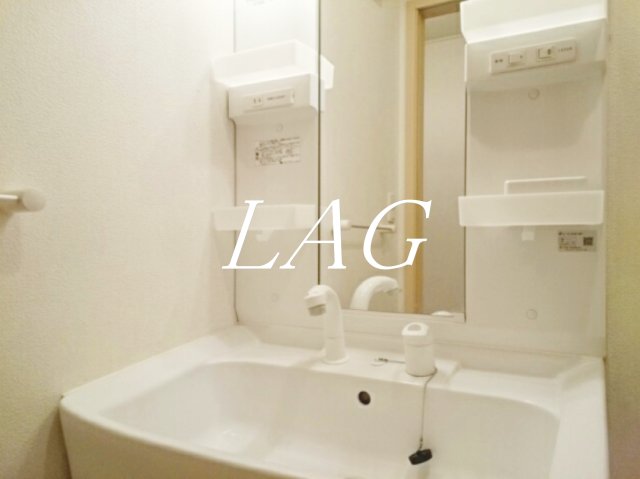 洗面設備　洗面台です。