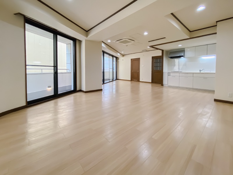 居室・リビング　２５．８帖のリビング♪