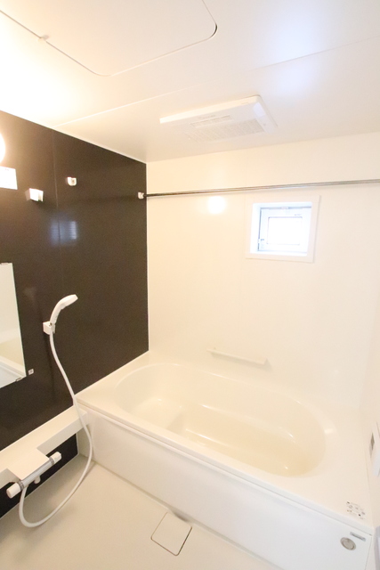 駐車場　★敷地内駐車場★（空き状況・使用料等詳細はご確認下さい）