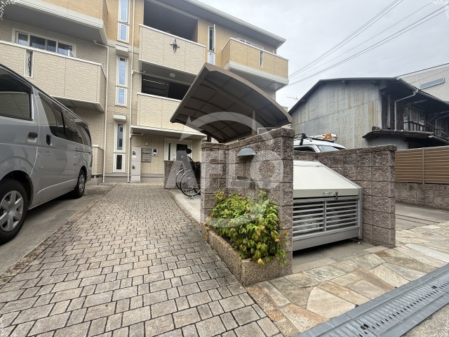 エントランス　Sunveil・K　エントランス