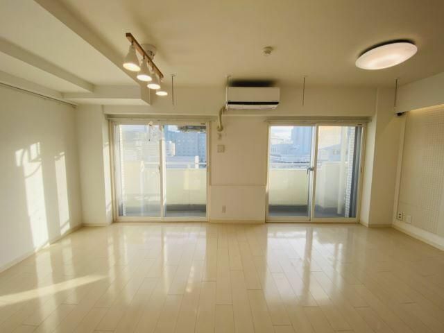 居室・リビング　リビングでゆったりくつろげる憩いの空間♪