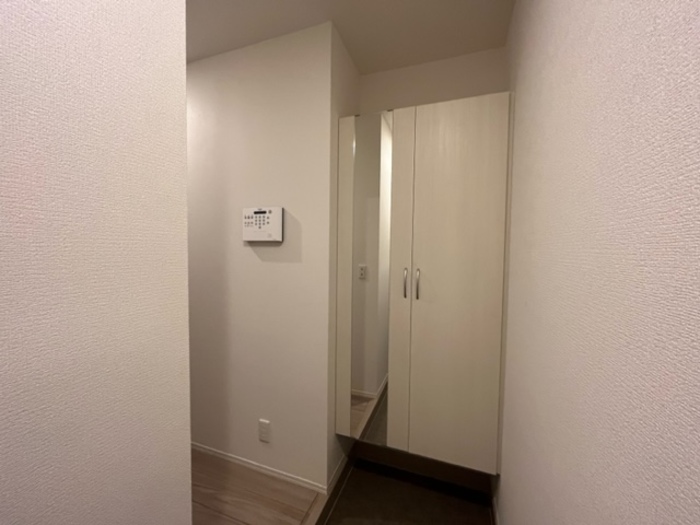 玄関　※同シリーズ参考画像