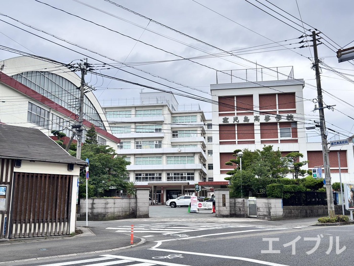 高校・高専　津曲学園鹿児島高等学校（高校・高専）まで750m