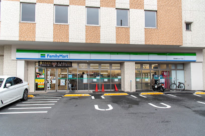 コンビニ　ファミリーマート 練馬関町北五丁目店（コンビニ）まで270m