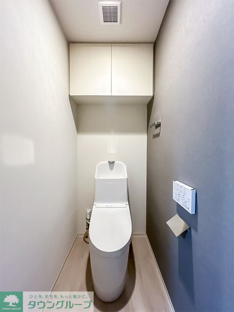 トイレ　※写真は同タイプ住戸です。