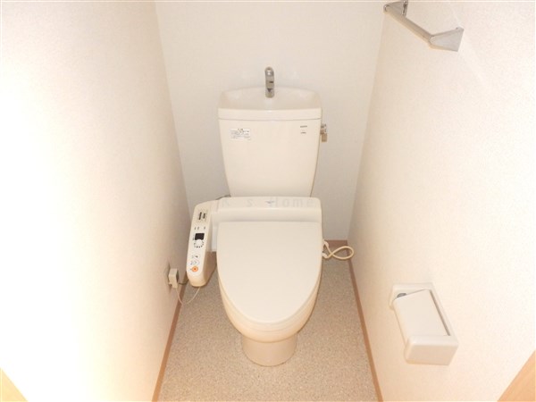 トイレ　ウォシュレット付きトイレ