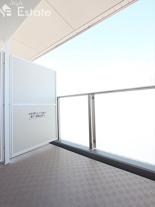 バルコニー　バルコニー