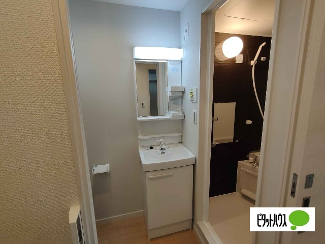 洗面設備　別室写真参照