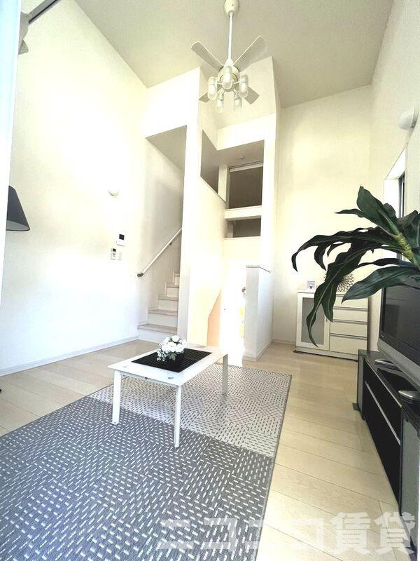 ロビー　別号室イメージの為、現状を優先致します。