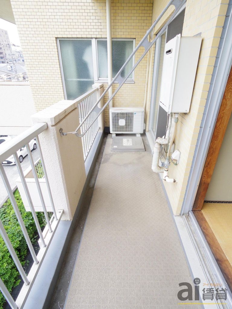 バルコニー　※同仕様写真