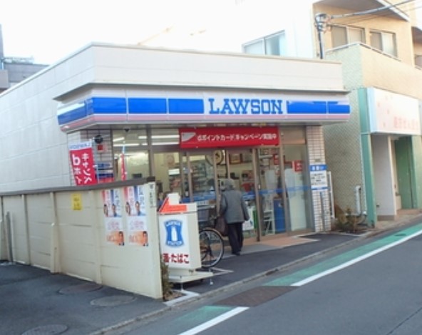 コンビニ　ローソン 世田谷玉川三丁目店（コンビニ）まで585m