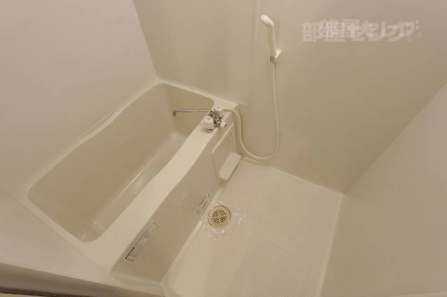 バス・シャワールーム　※２０６号室室内参照